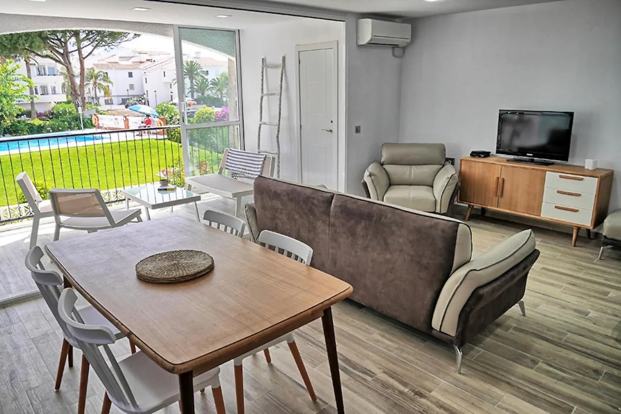 Neenies Nerja - Carabeo Luxury Apartment