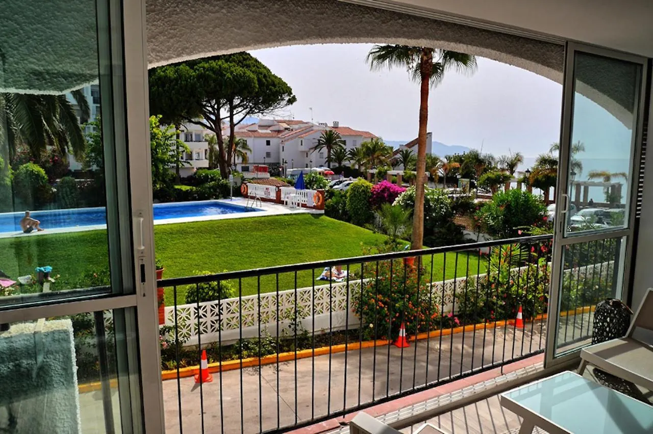 Neenies Nerja - Carabeo Luxury Apartment